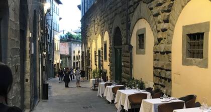 My house with steam room, theater view, chromtherapy, relaxing music, jacuzzi...