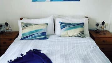 2 Schlafzimmer, Zimmersafe, Schreibtisch, Bügeleisen/Bügelbrett