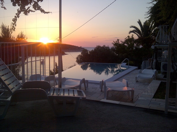 Outdoor pool, a heated pool