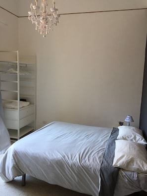 3 Schlafzimmer, Bügeleisen/Bügelbrett, Reisekinderbett, WLAN