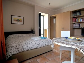 1 bedroom, iron/ironing board, travel crib, free WiFi