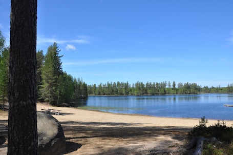 Beach. Cottage with access to silence, only nature's own sounds.
