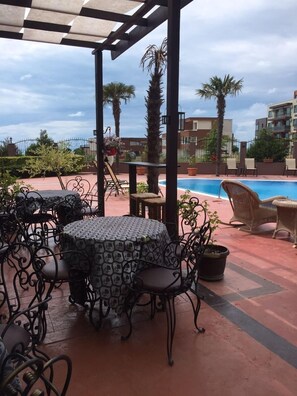 Außenpool (je nach Saison geöffnet)