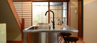 Kyoto Guest House Nanni Saiin