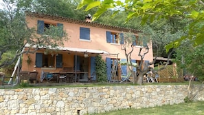 Exterior - Quiet Provencal farmhouse with pool on the French Riviera (Seillans)