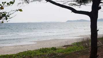 En la playa
