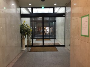 Pintu masuk interior