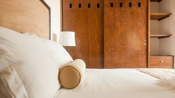 3 Schlafzimmer, Reisekinderbett, kostenloses WLAN, Bettwäsche