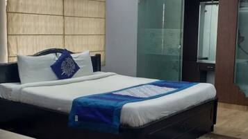 1 chambre, coffres-forts dans les chambres, fer et planche Ă repasser