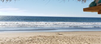 Valeria's Beautiful Condo For 5 By The Sea 