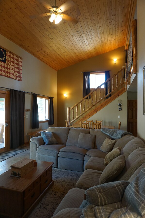 TV, fireplace, DVD player, video library