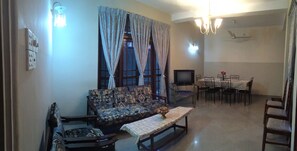 TV, DVD player - Fully furnished Villa for short/Long term rent with discount (Negombo)