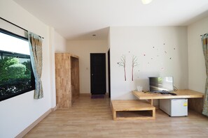 VIP Room  | 客廳 | 平面電視