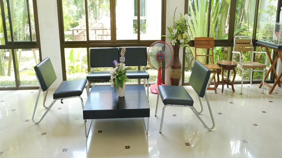 Aana Residence Resort