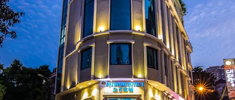 Halaman properti