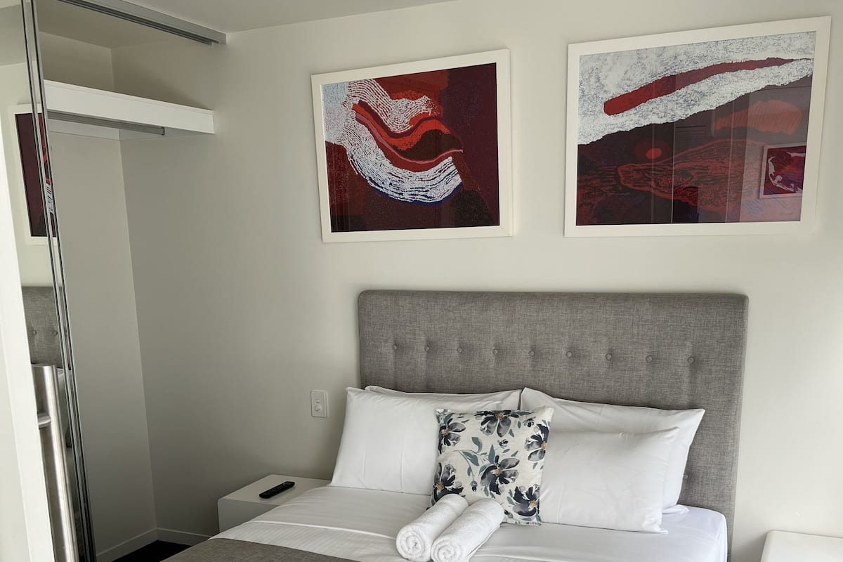 Apartment | 2 bedrooms, iron/ironing board, free WiFi, bed sheets