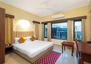 Exclusive Suite - Camel Valley Resort & Spa (Igatpuri)