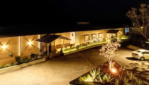 Exterior - Camel Valley Resort & Spa (Igatpuri)