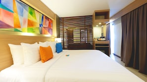 Minibar, in-room safe, desk, laptop workspace - Altabriza Resort Boracay (Boracay Island)
