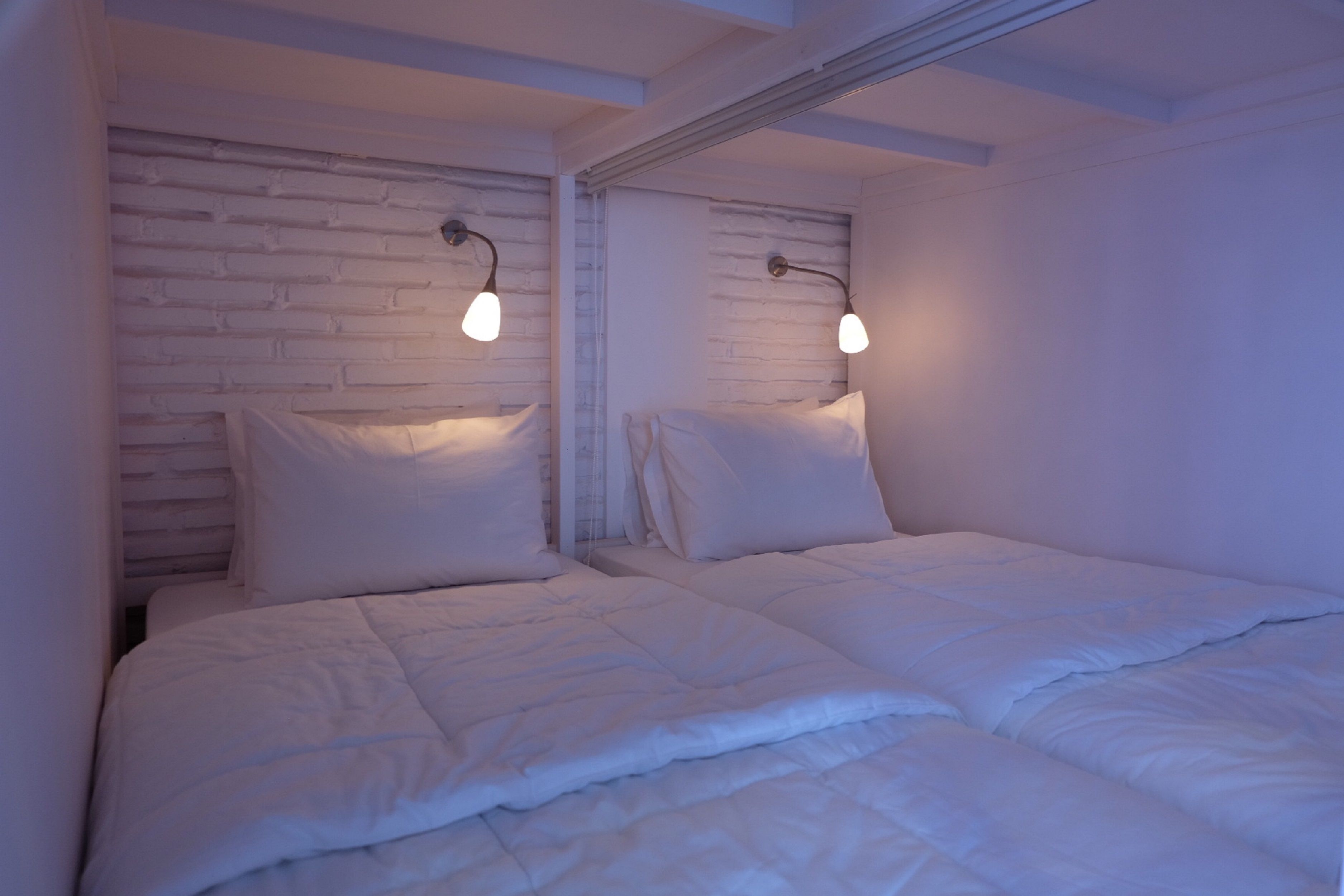 Két bảo mật tại phòng, trang trí khác biệt 