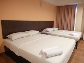 Superior Suite Room (Suite 2) - Li Garden Hotel (Pasir Gudang)