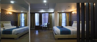 Hotel signature grand
