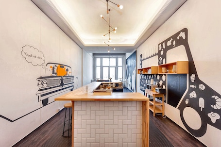 Sala de estar en el lobby. Adagio Hostel Basilica