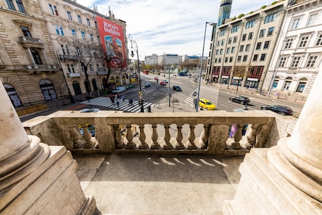 Exterior. Adagio Hostel Basilica