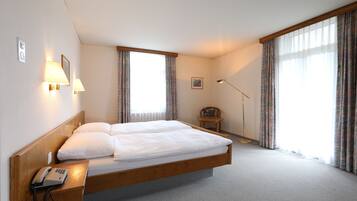 Superior Double Room, Balcony | In-room safe, desk, soundproofing, rollaway beds