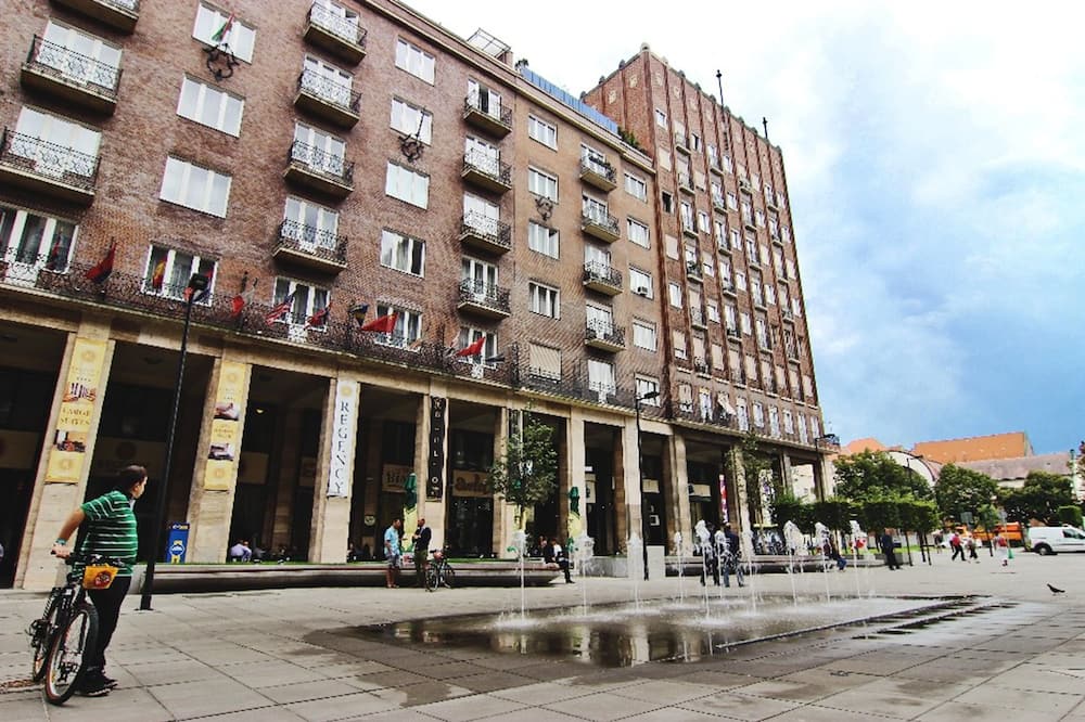 WOW City Hostel