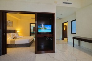 Deluxe Suite (Premier) | Living area - Luxy Service Suites At Times Square (Kuala Lumpur)