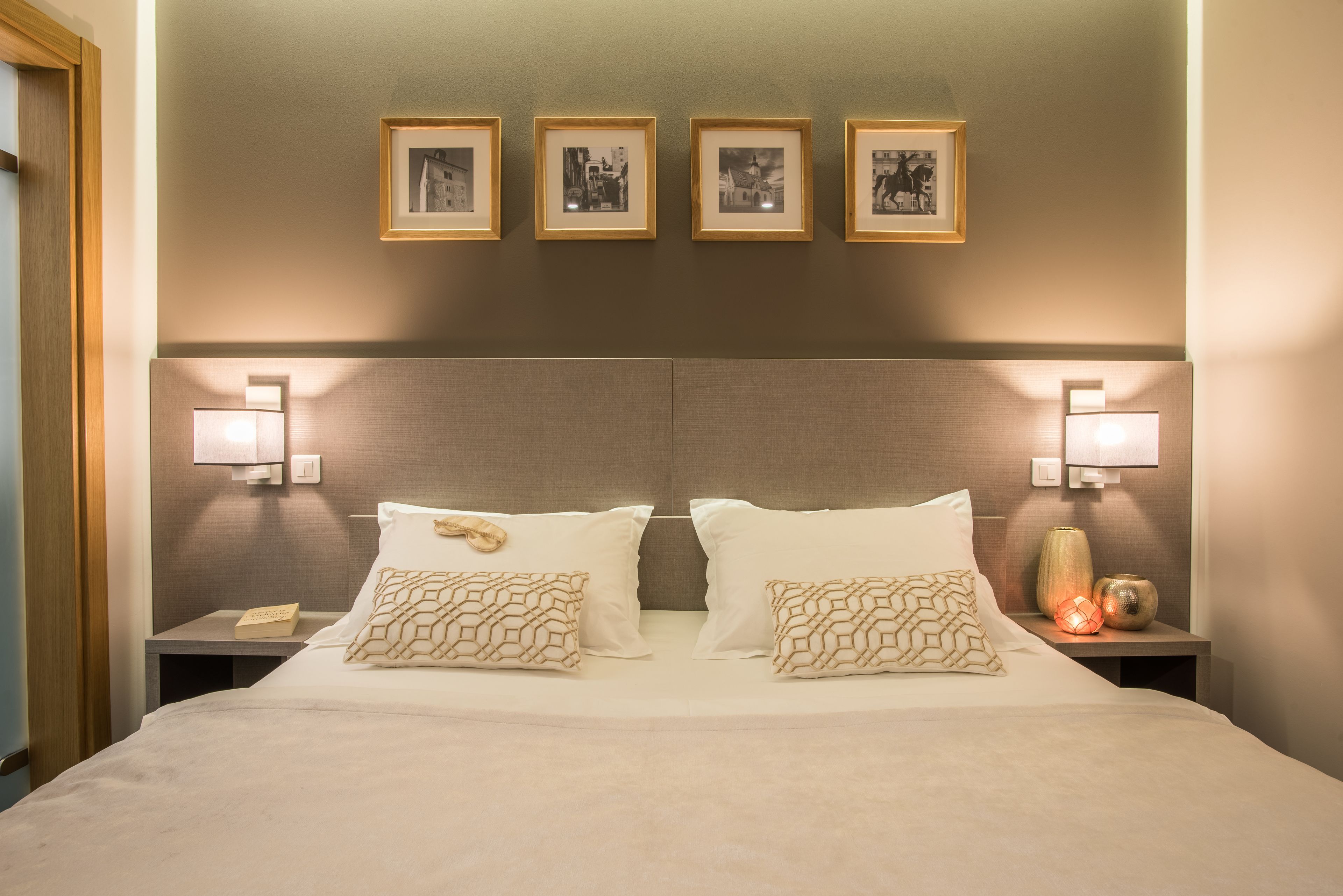 comfort single room | in-room safe, desk, soundproofing, iron/ironing board