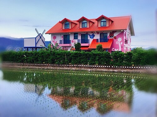 Tao Heung Garden B&B