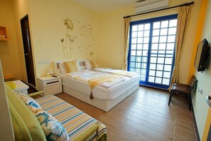Deluxe Suite, 1 Bedroom | Premium bedding, desk, blackout drapes, soundproofing