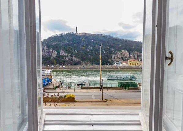 Apartment, 2 Schlafzimmer | Ausblick vom Zimmer