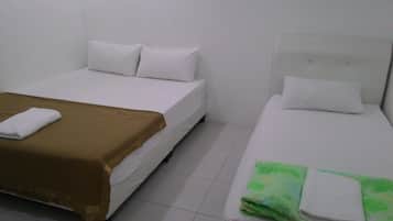 Triple Room | Seterika/papan seterika, Wi-fi percuma