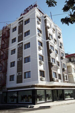 Exterior - Adana Omur Otel (Adana)