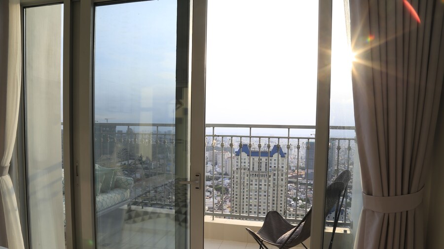 Hoasun Boutique Apartment - Vinhomes Central Park