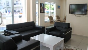 Lobby sitting area - North Point Hotel (Alanya)