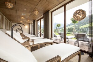 三溫暖烤箱、蒸氣室、美體療程、敷體療程、身體去角質、臉部療程