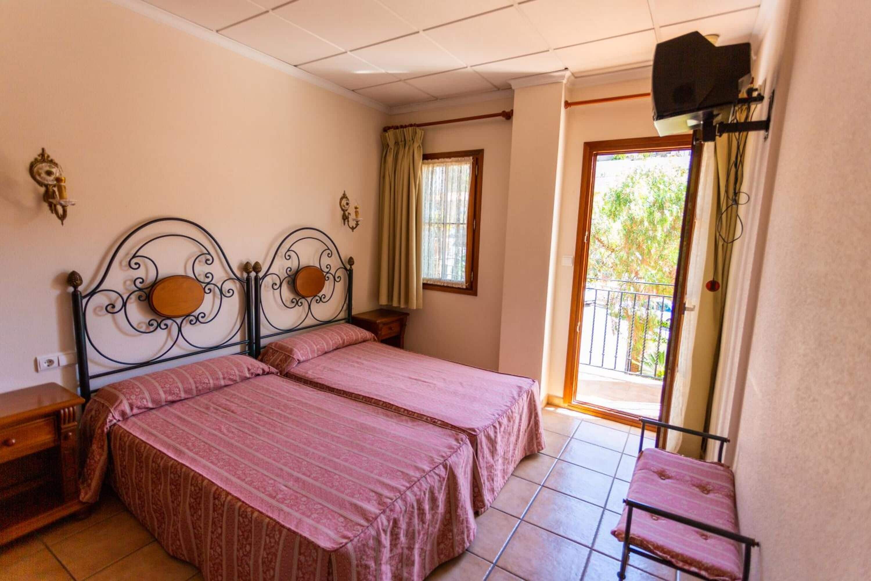 Photo - Hotel Rural Serrella