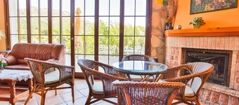 Hotel Rural Serrella