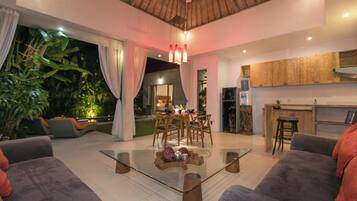Villa, 2 Bedrooms, Private Pool | In-room dining