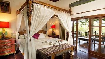 1 bedroom, in-room safe, desk, iron/ironing board