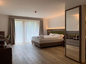 Exclusive Room, 1 Bedroom | 1 bedroom, in-room safe, desk, free WiFi