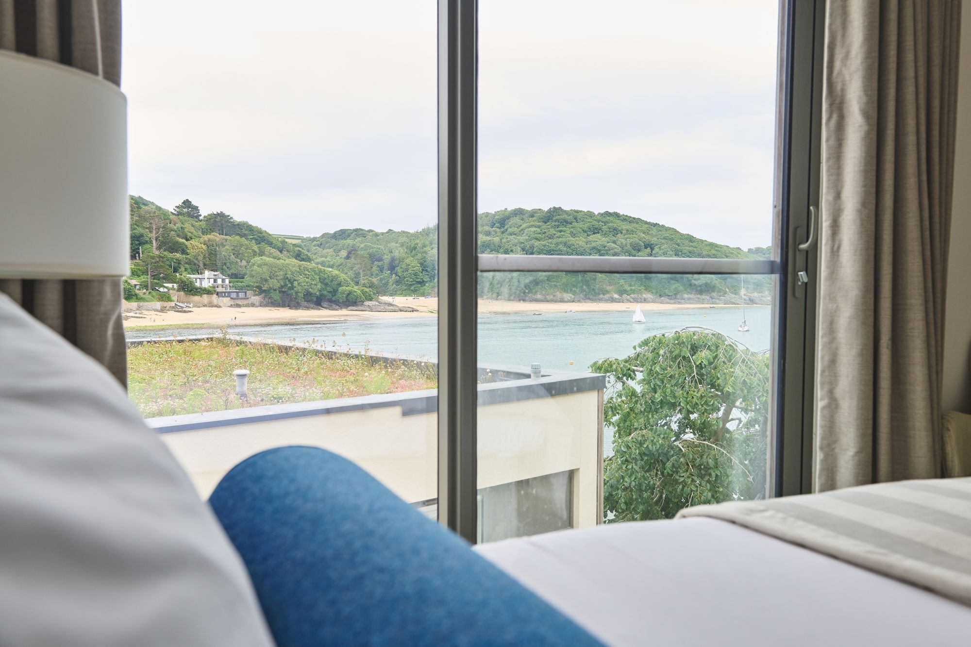double room, balcony (estuary glimpse, juliette) | free minibar items, in-room safe, desk, laptop workspace