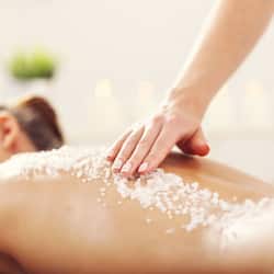 Sauna, bagno turco, trattamenti per il corpo