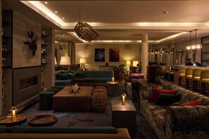 2 restaurants, lunch, dinner served; seafood - Harbour Hotel Southampton (Southampton)