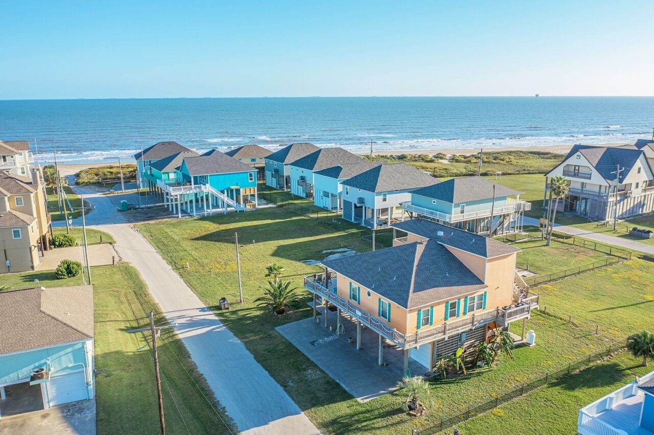 House, 4 Bedrooms | Exterior