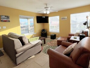 House, 2 Bedrooms | Living room | TV, DVD player, iPod dock